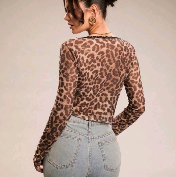 Women's Elegant Leopard Print Lace Top, Winter - Picture 4 of 4